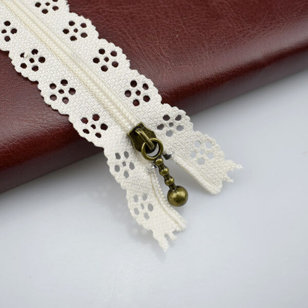 lace coil zipper